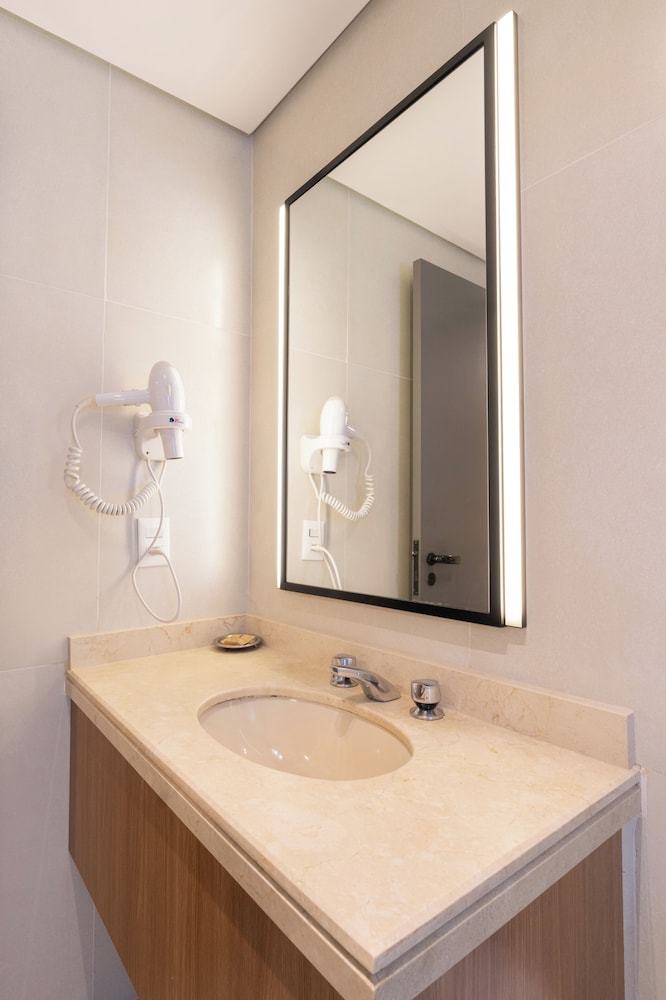 Luxo Casal  - 1 Cama Queen - Photo 4