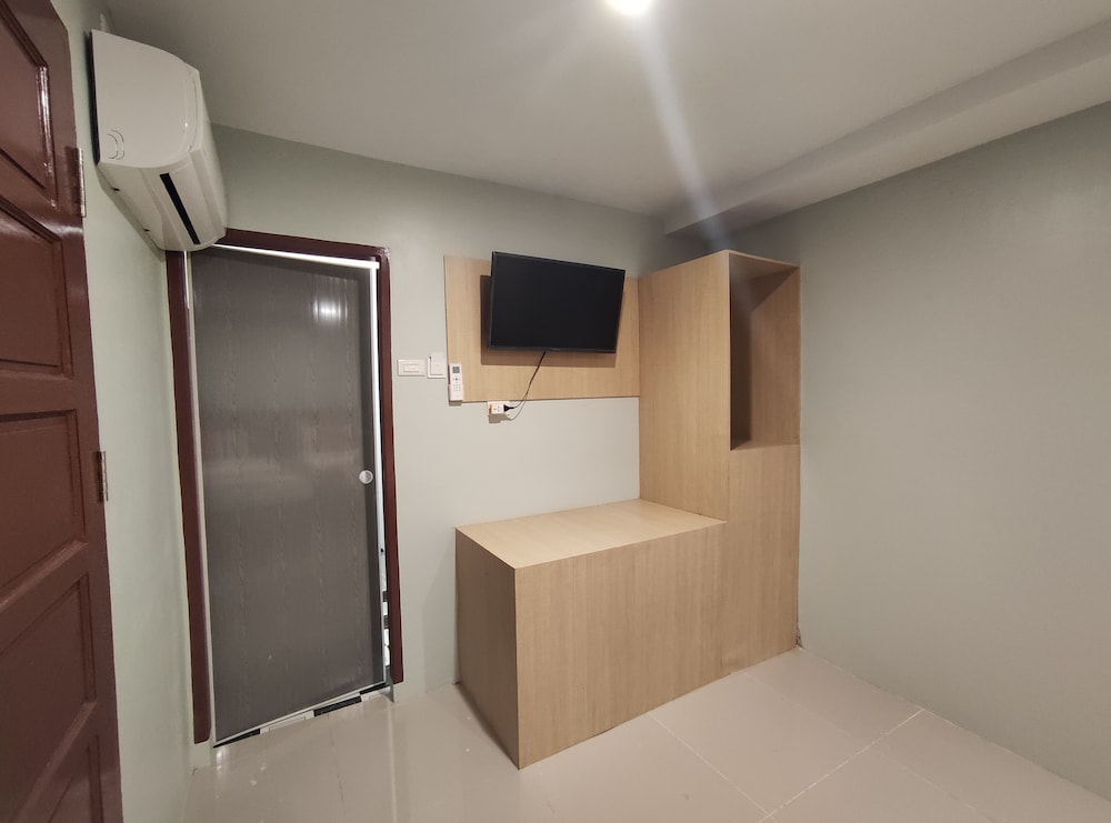Standard Twin Room - Photo 5