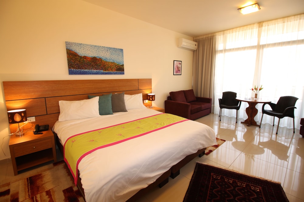 Deluxe Double or Twin Room photo 2