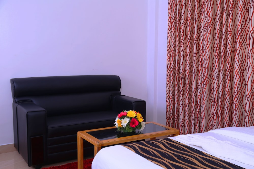 Deluxe Double Room, 1 King Bed, Mountain View photo 3