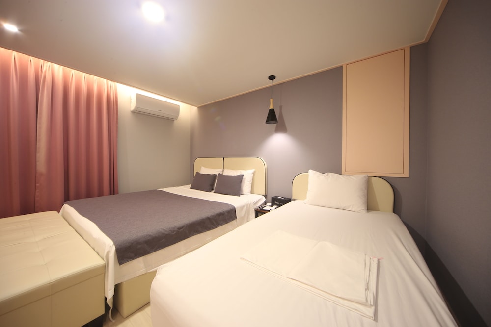 Twin Room photo 2