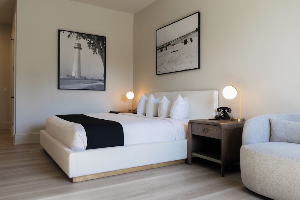 King Standard Room