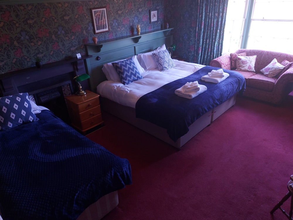 Family Room photo 2