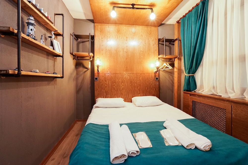 Family Suite, 1 Bedroom photo 3