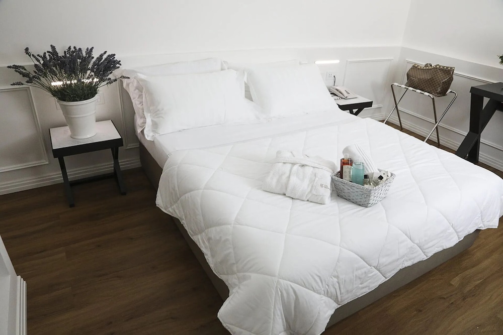 White Room