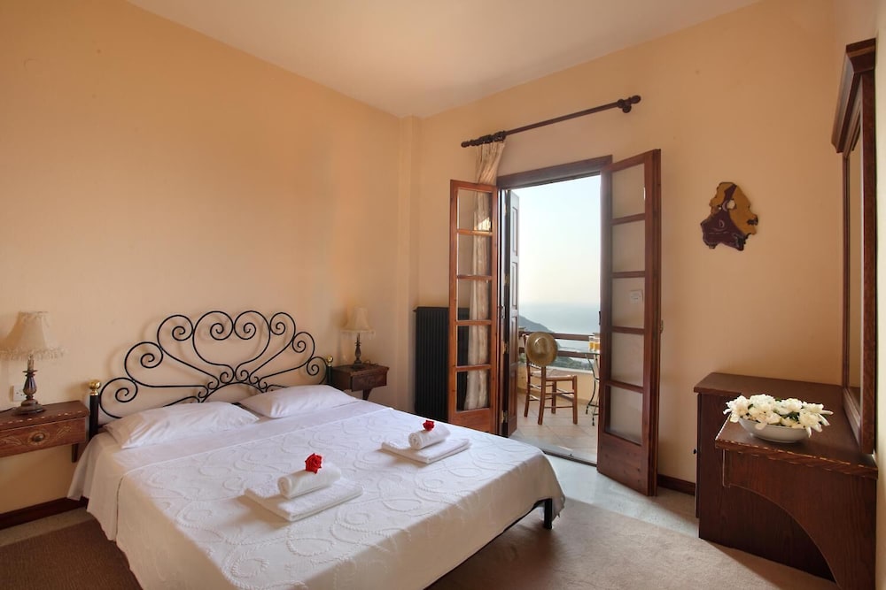 Double Room, Balcony, Sea View photo 1
