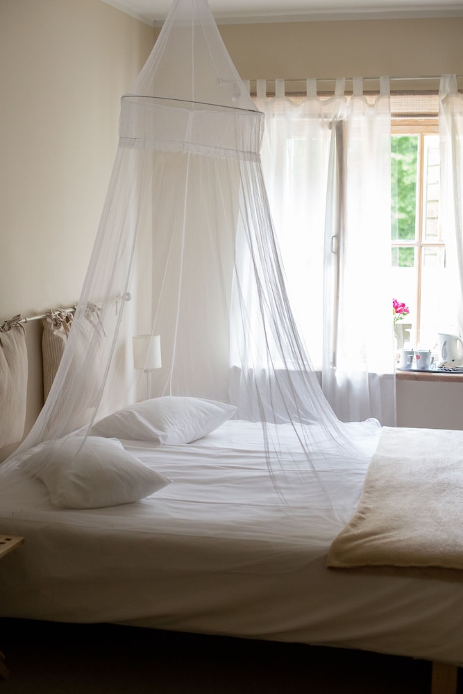 Standard Double or Twin Room photo 1