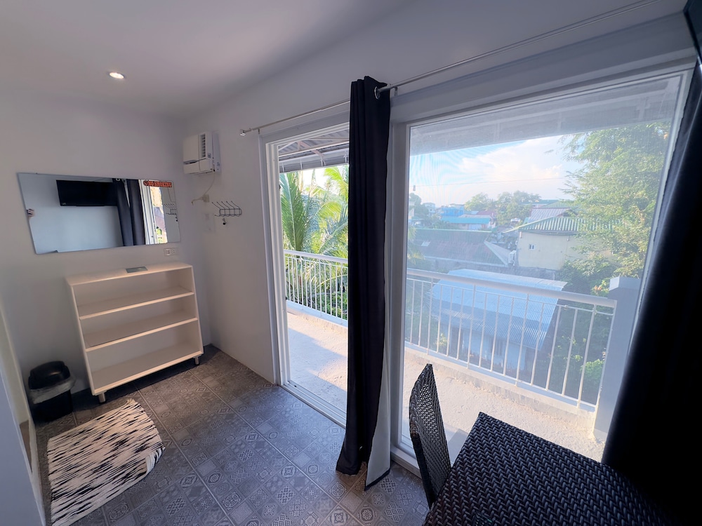 Standard Double Room, 1 Queen Bed - Photo 1