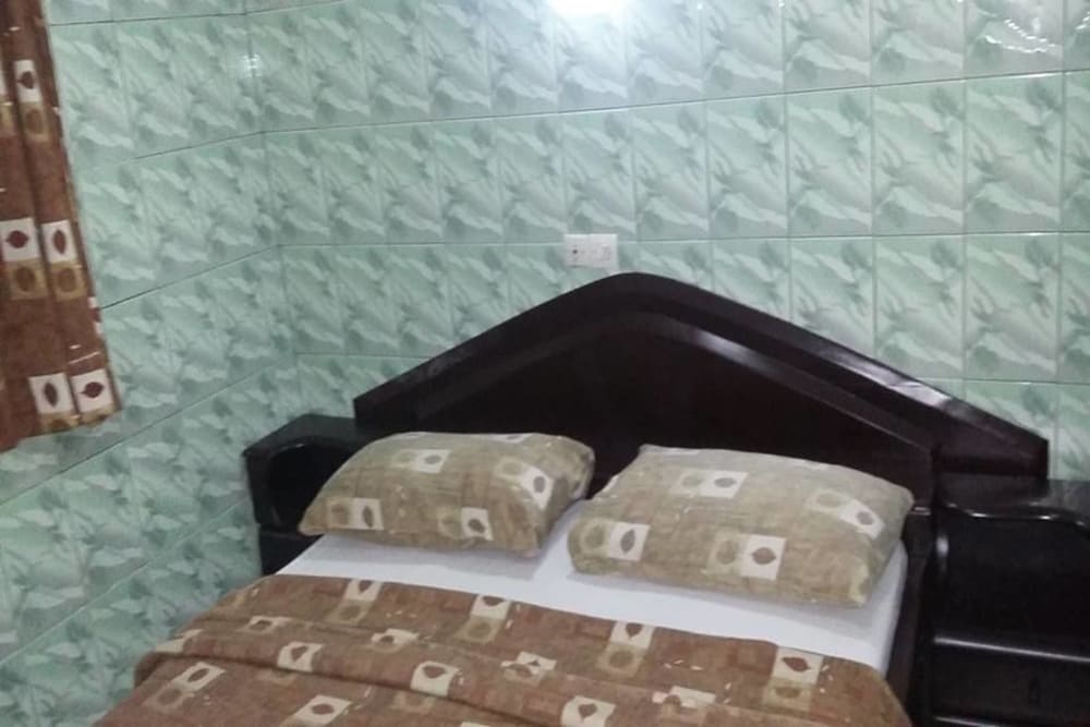 Standard Room, 1 Queen Bed, Non Smoking photo 1