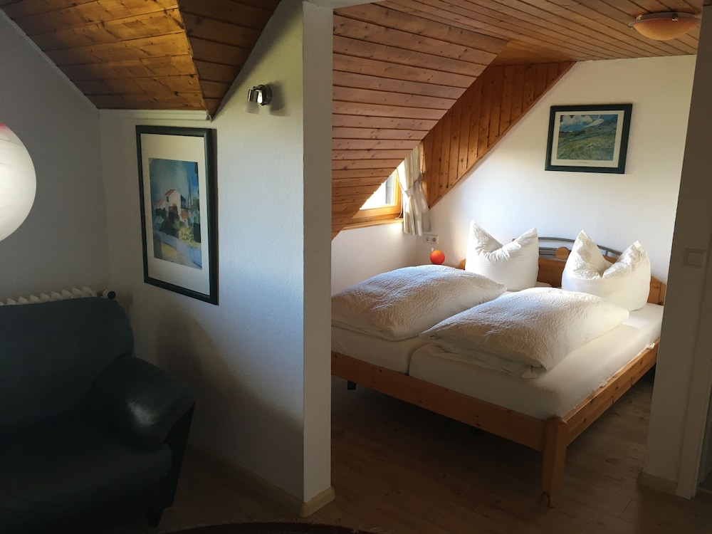 Classic Double Room, Ensuite photo 3