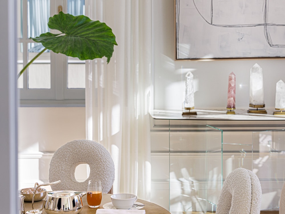 Acropolis Pied-a-Terre