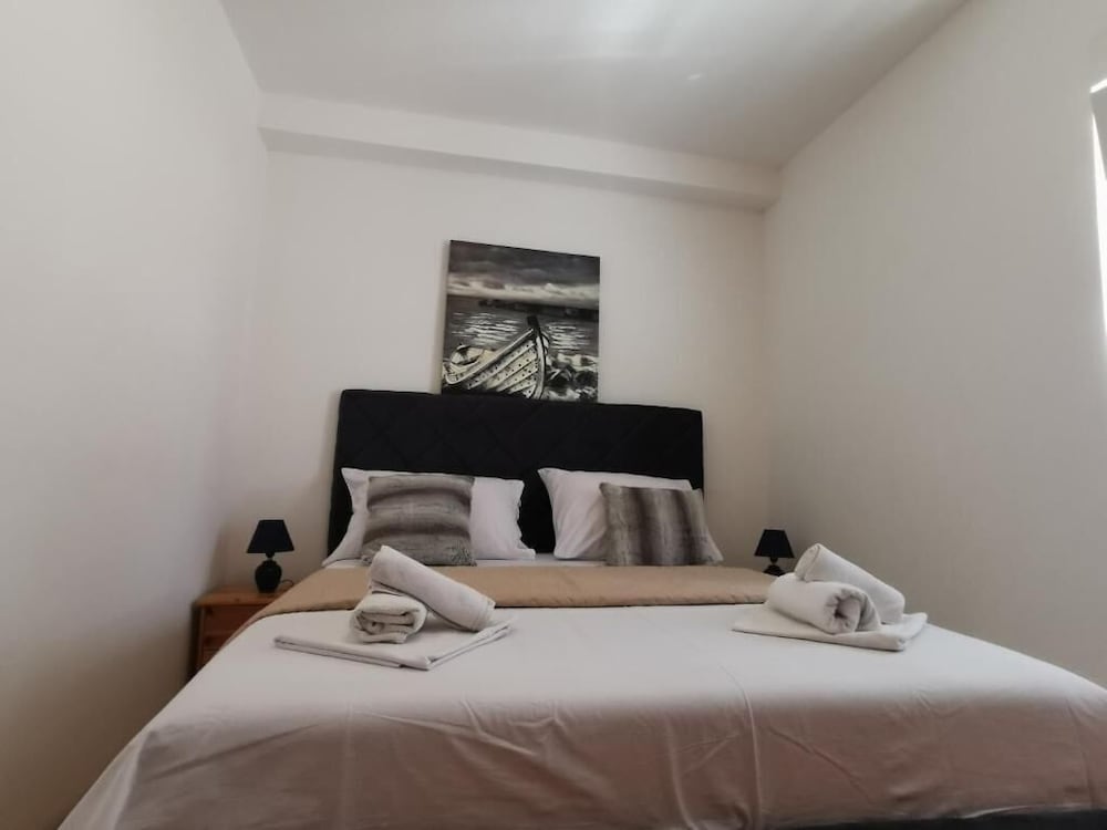 Basic Apartment, 1 Bedroom, Non Smoking, Balcony
