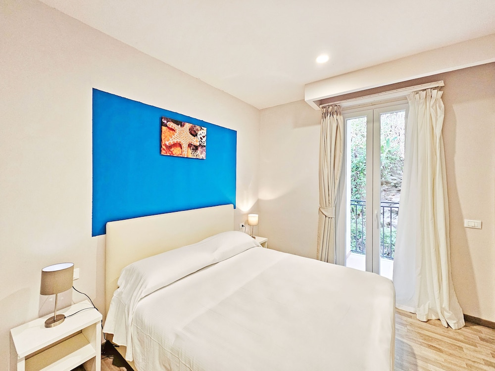 Economy Double or Twin Room