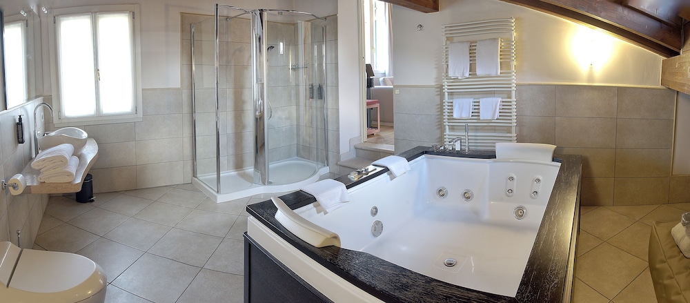 Junior Luxury Room - Photo 6
