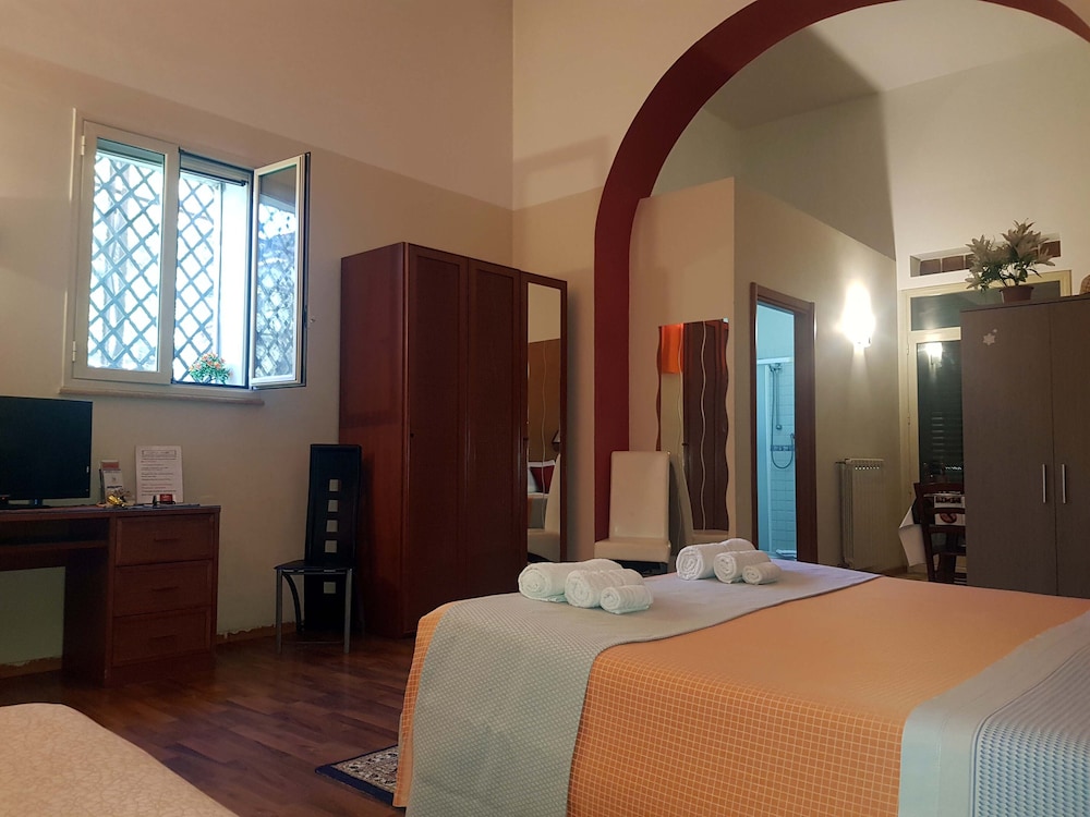 Casa Ròtre in the Historic Center of Palermo, 写真 2