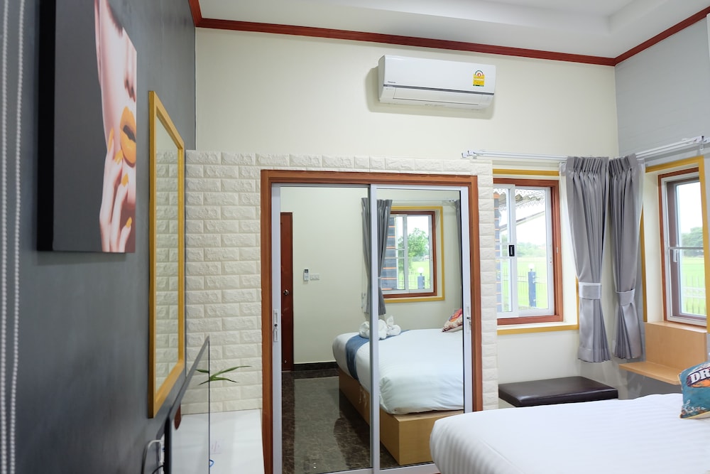 Family Room, 1 Bedroom