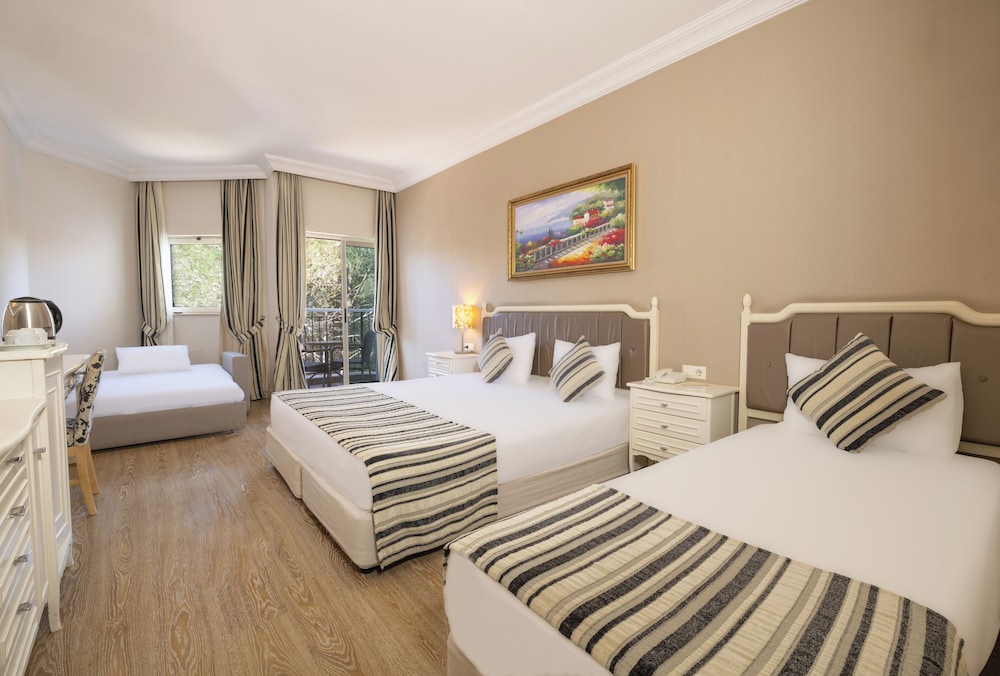Standard Room Quadrupel - Photo 1