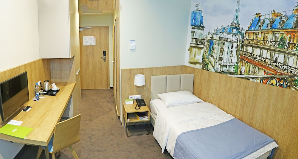 Standard Single Room, 1 Twin Bed, Microwave, City View