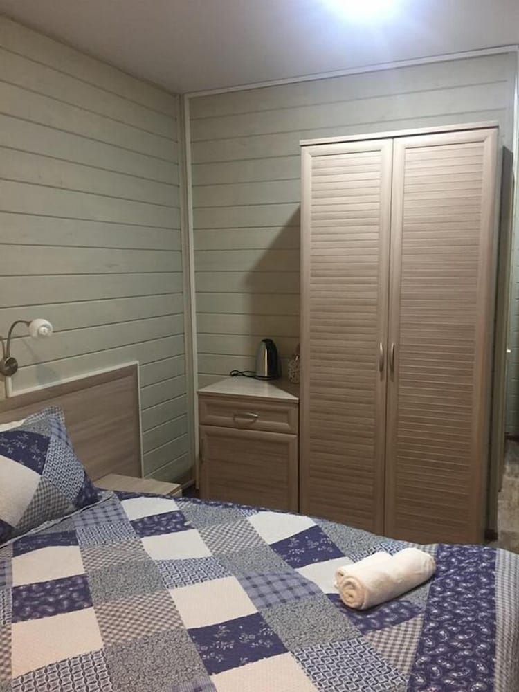 Standard Double or Twin Room photo 3