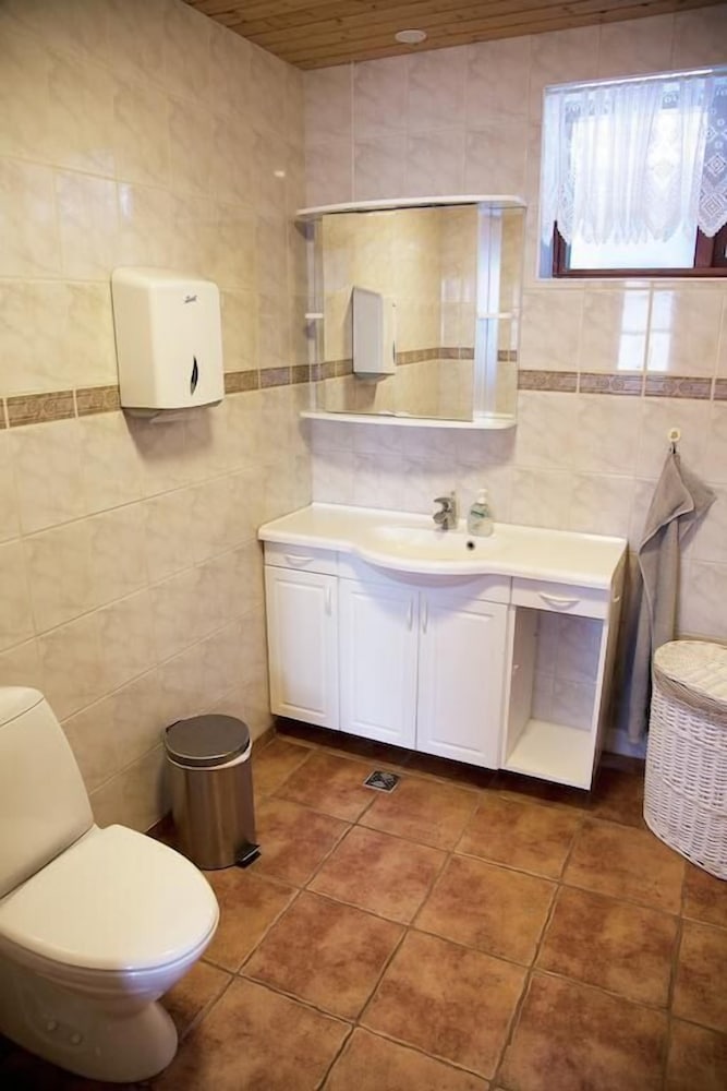 Double Or Twin Room, Shared Bathroom photo 3