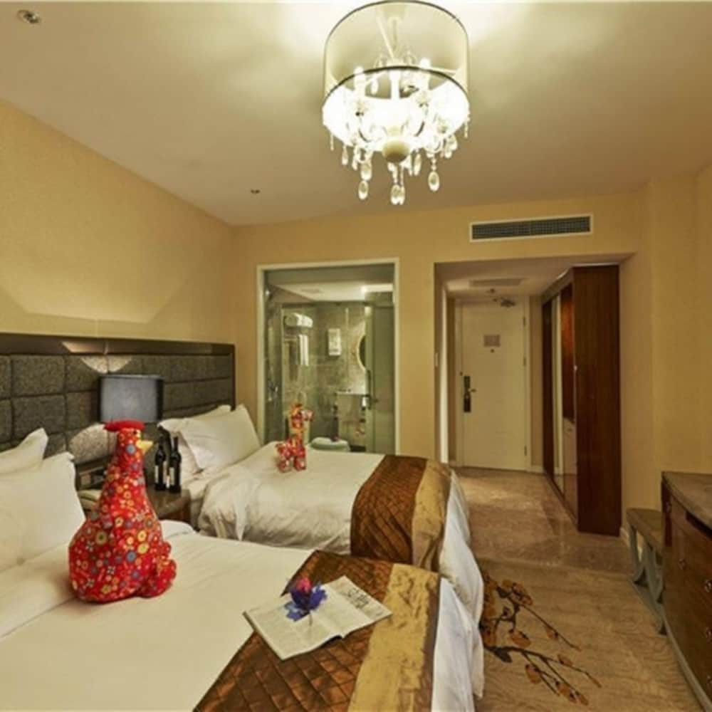 Deluxe Twin Room photo 1