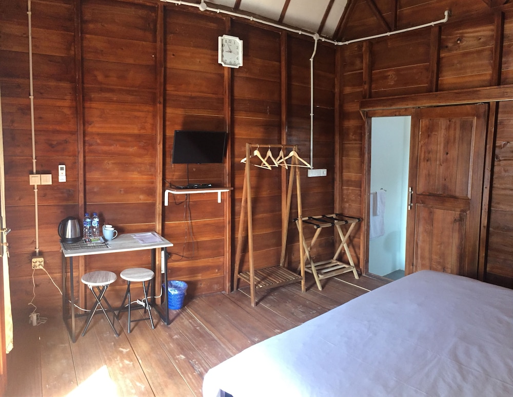 Standard King Room - Photo 3