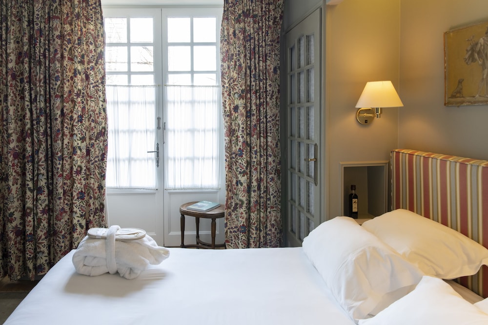 Classic Double or Twin Room photo 2