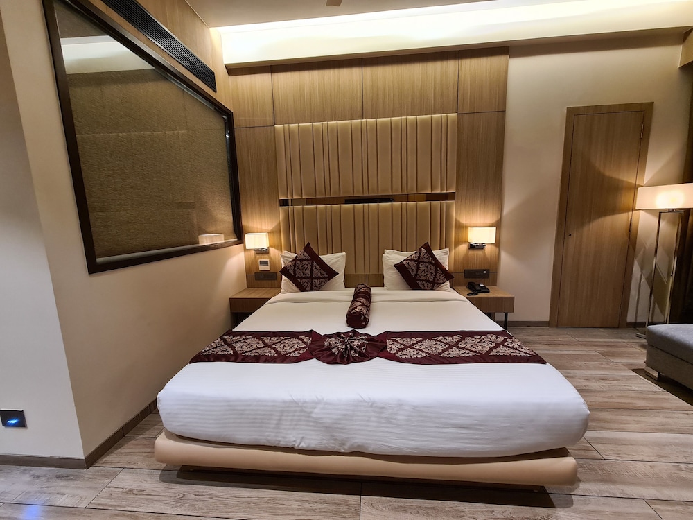 Signature Room - Photo 4