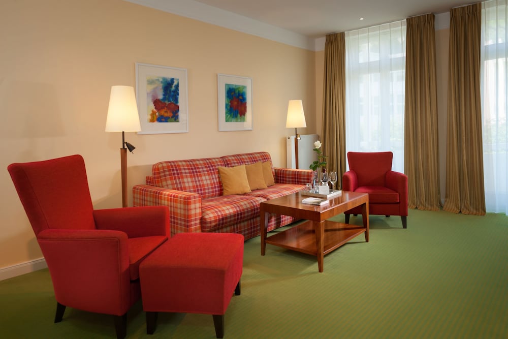 Deluxe Suite photo 3