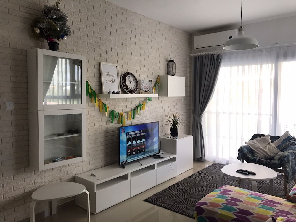 Family Apartment photo 1