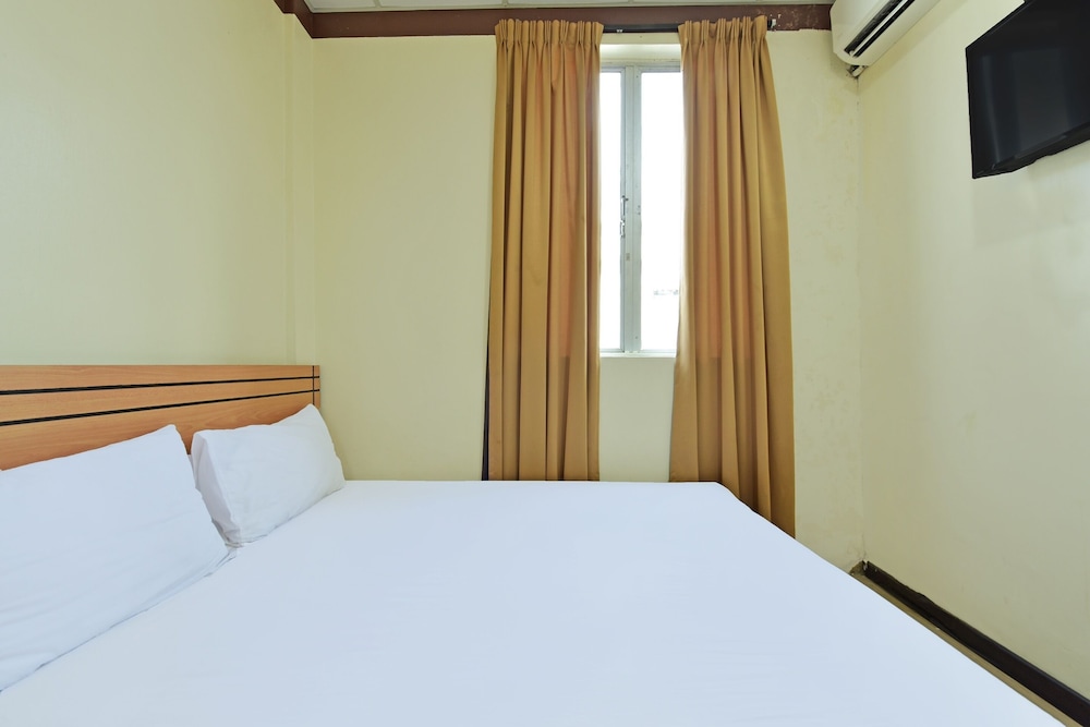 Deluxe Double Room, 1 Queen Bed - Photo 6