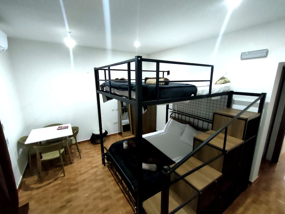 Classic Quadruple Room photo 1
