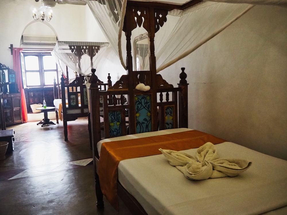 Twin Room, 2 Twin Beds - Photo 7