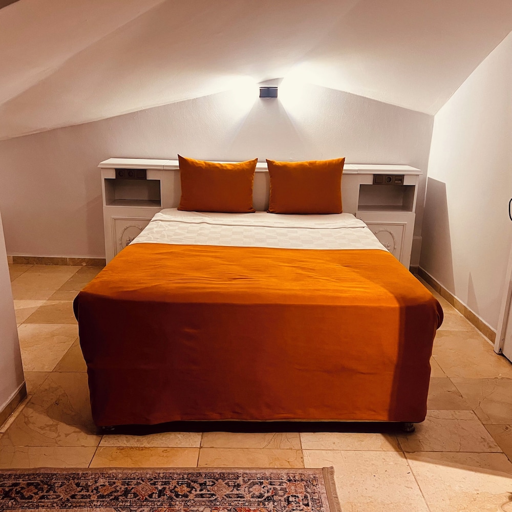 Grand Room photo 1