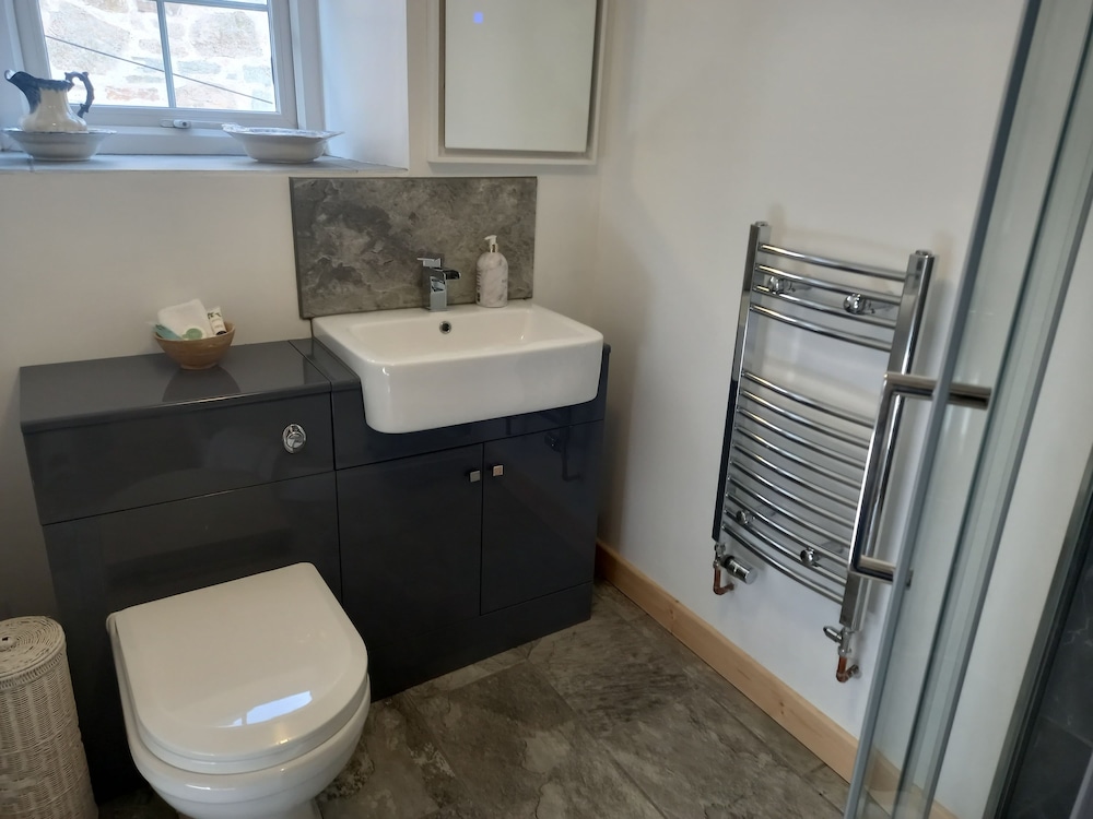 Twin Room with separate Bathroom (Room 1) photo 2