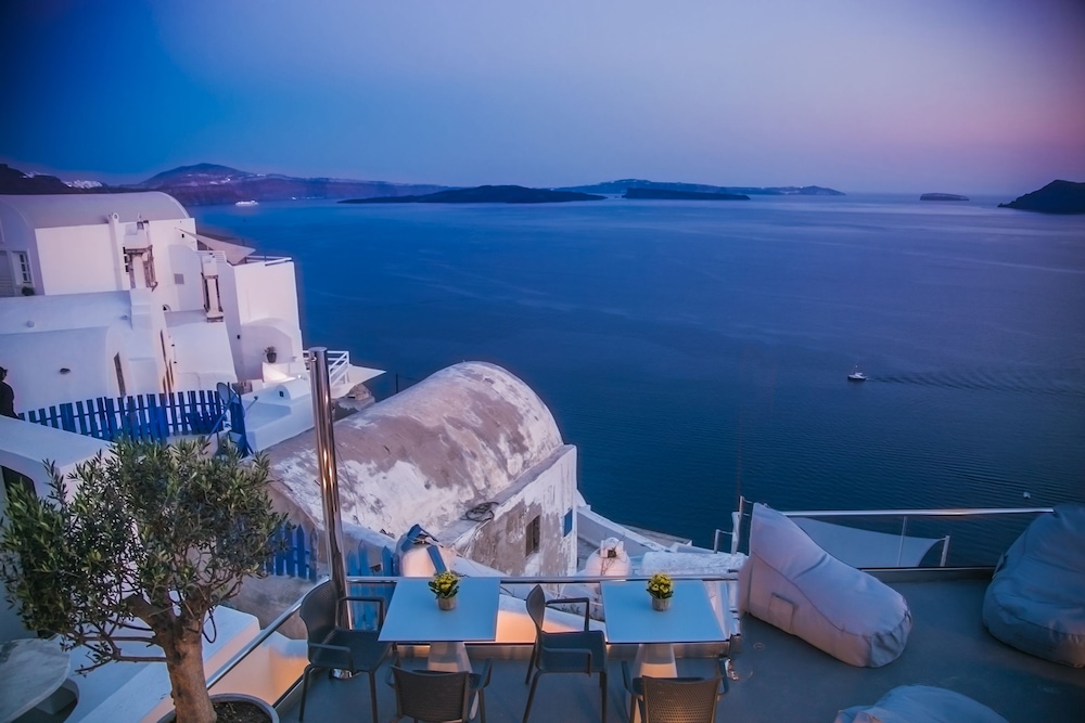 Grand Suite (Volcano View) - Photo 2