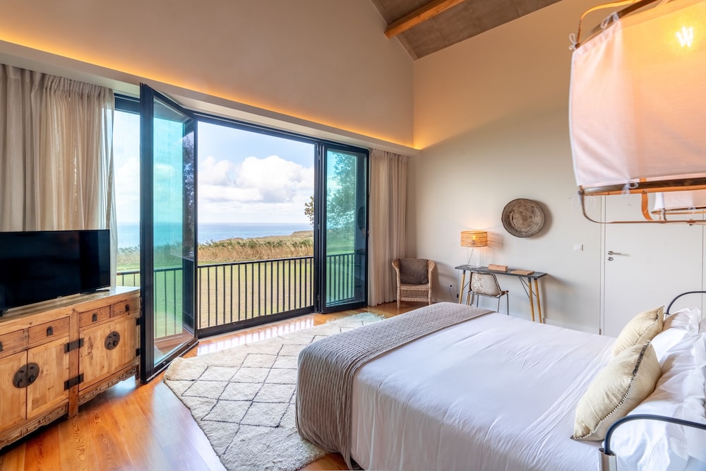 Quarto Duplo Panorâmico, de Frente para o Mar