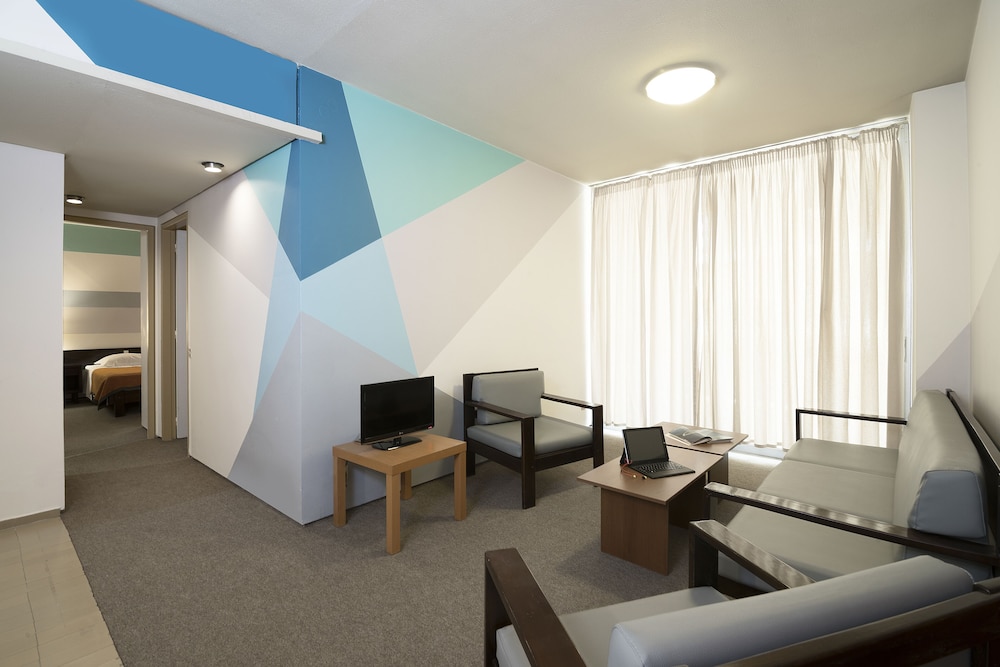 Standard Apartment, 2 Bedrooms, Partial Sea View