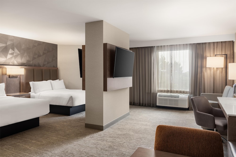 Suite, 2 Queen Beds - Photo 1