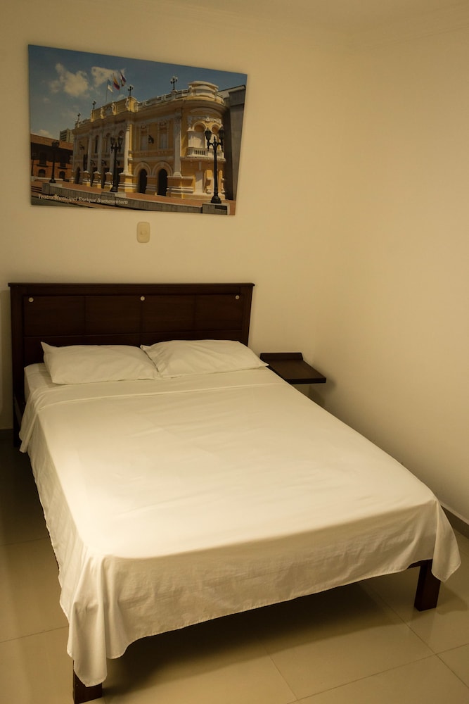 Standard Triple Room, Multiple Beds, Non Smoking, Private Bathroom