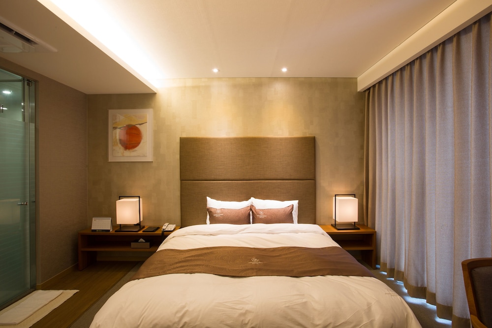 Standard Room photo 3