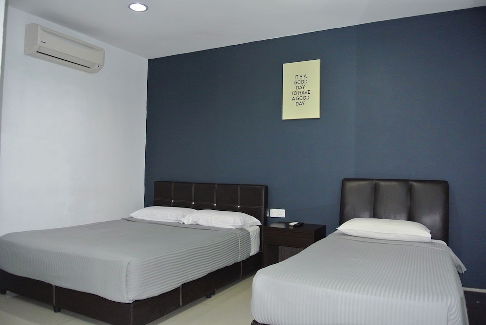 Family Room, 1 Bedroom