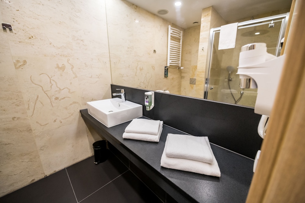 Superior Room, 1 Double Bed - Photo 14