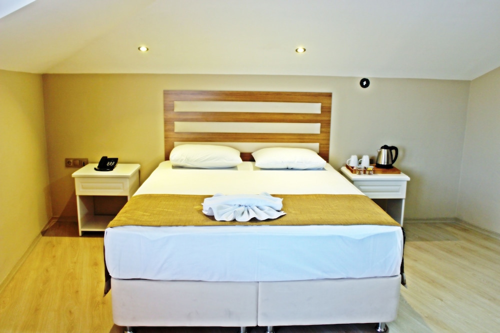 Double Room, 1 Double Bed, Terrace photo 1