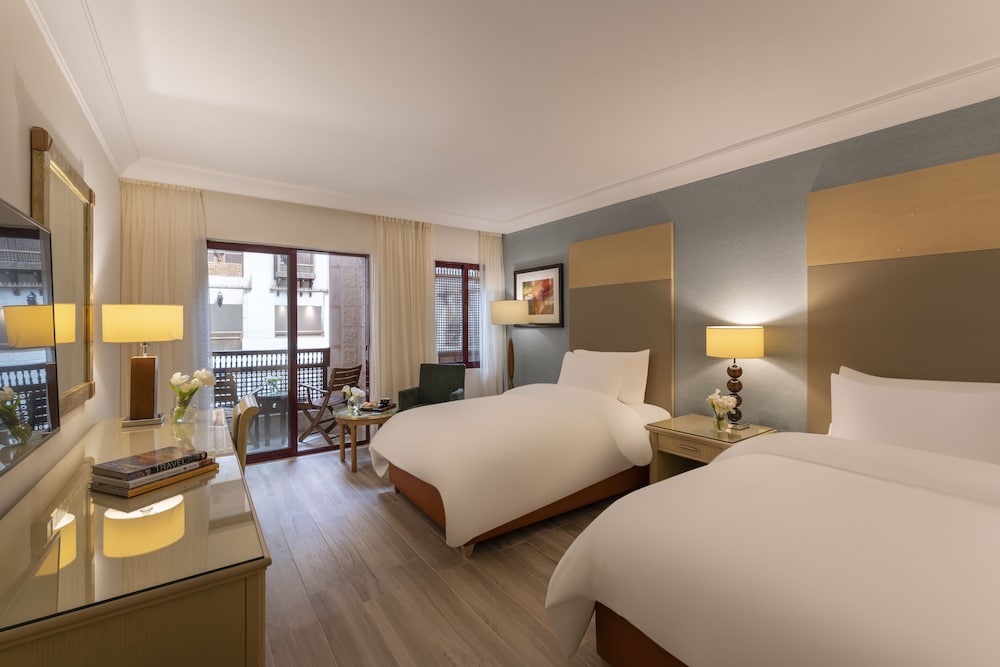 Classic Twin Room, 2 Twin Beds - Photo 6