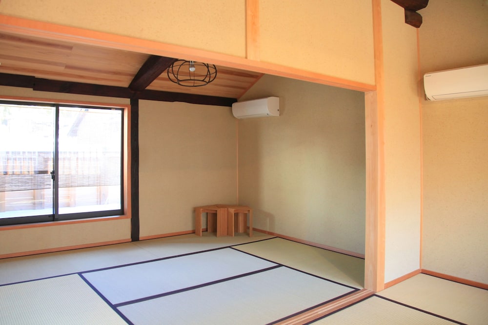 Private Vacation Home photo 3