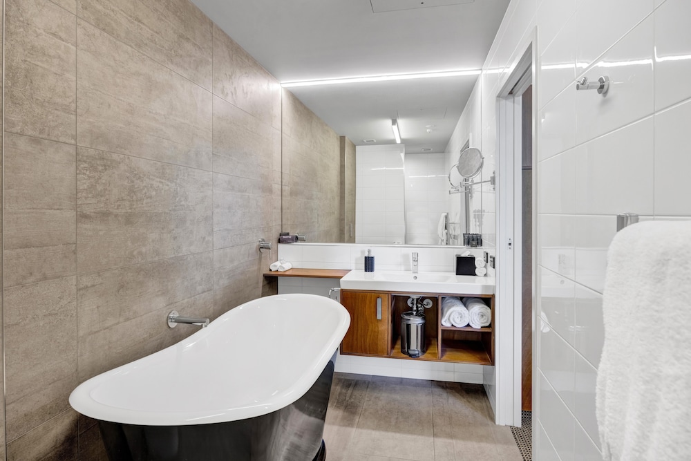 Premium Lux Suite