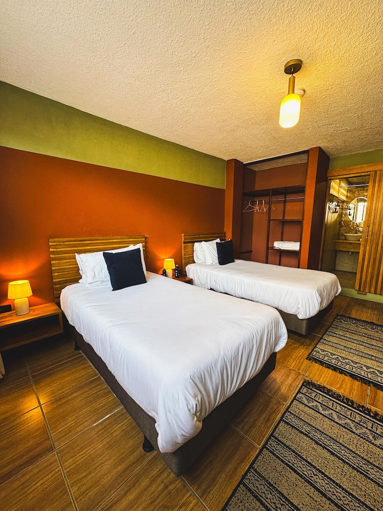 Comfort Twin Room