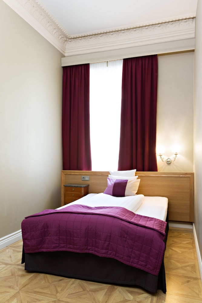 Standard Room, 1 Twin Bed, Non Smoking photo 3