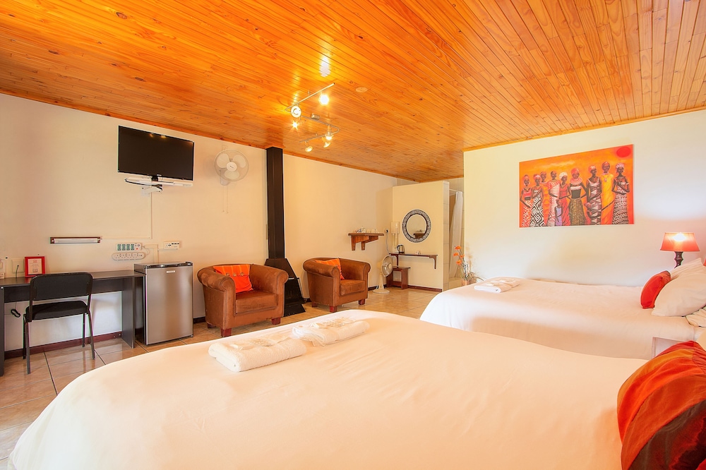 Deluxe Room - Photo 2
